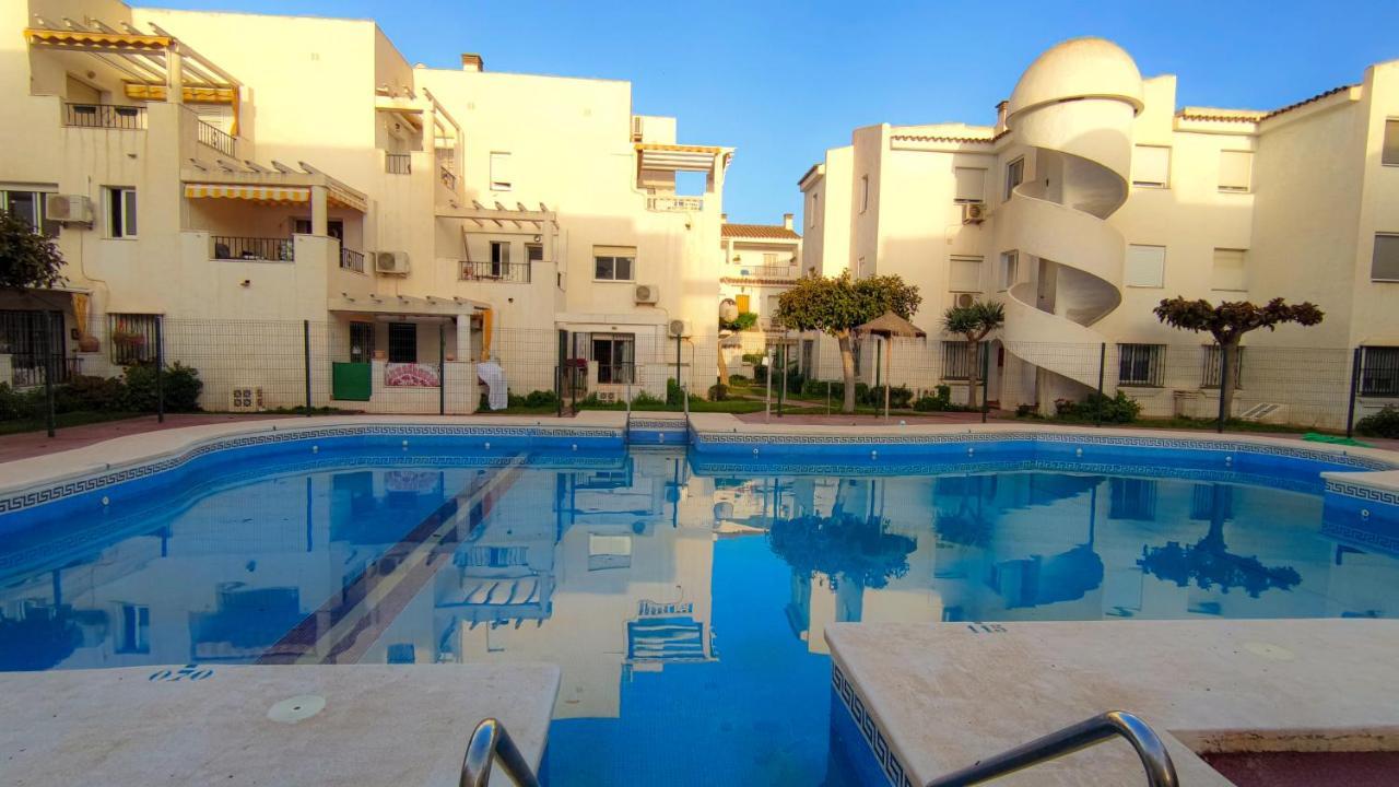 Laguna Beach Costasol - Alojamientos La Torre 토록스 외부 사진